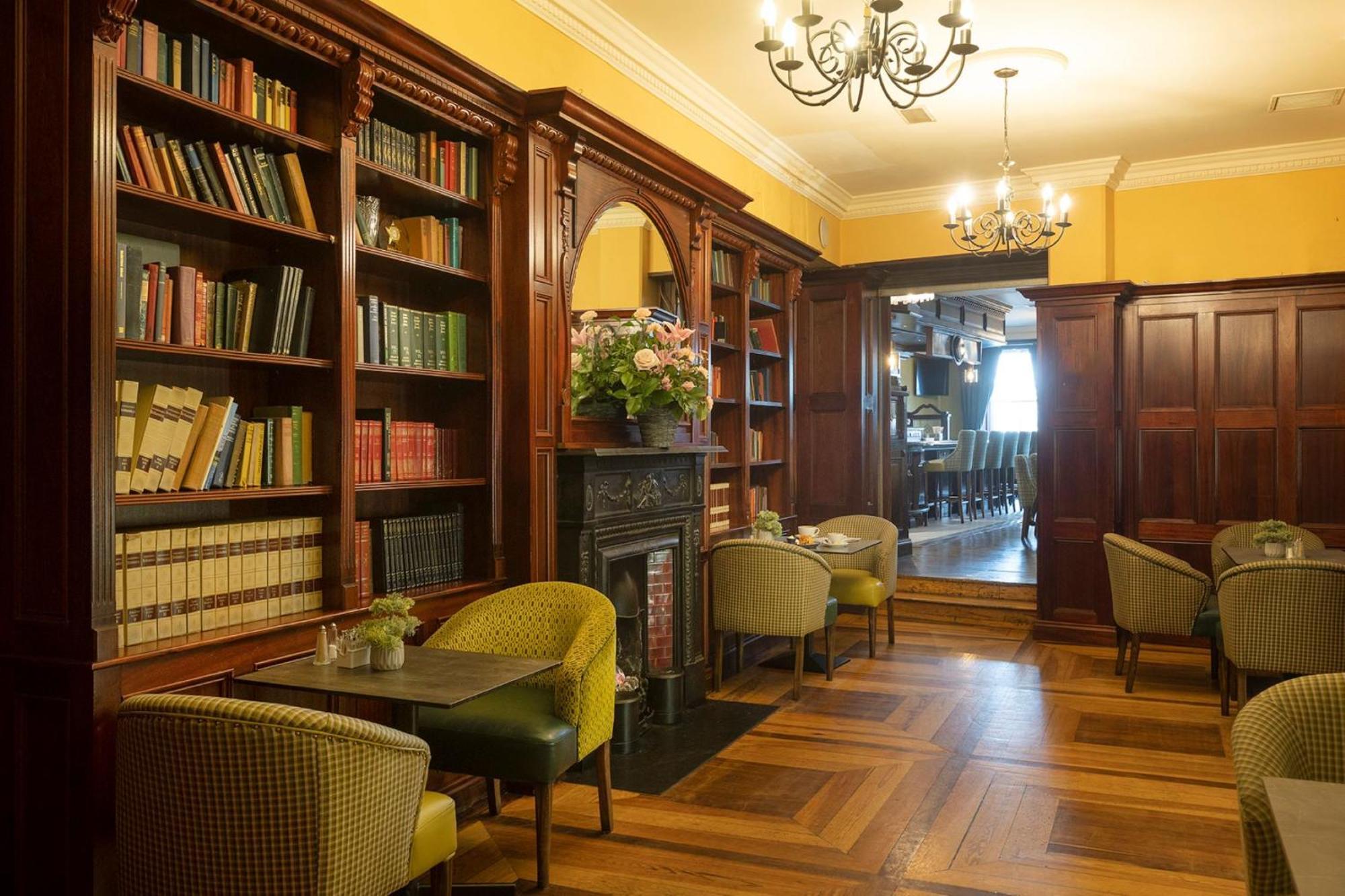 Cahir House Hotel Buitenkant foto